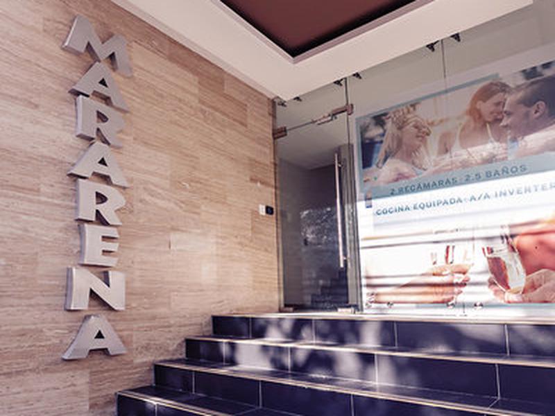 01A5555EF3C9B1B606A4B76E1143678E