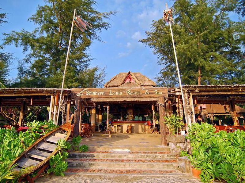 A2C5A542F3356D7C6C2E650AAAE1C282