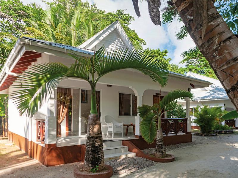 922066D3B56C92EDB61B8C30A163F882