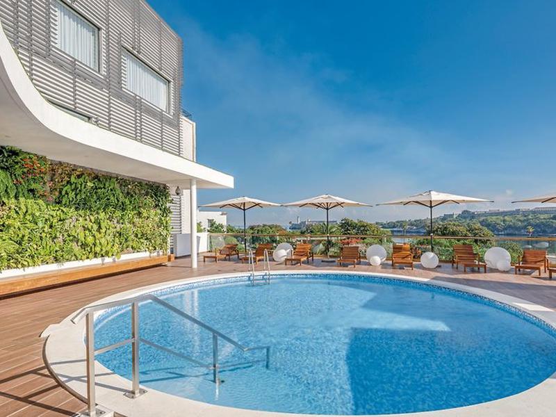 02C404660A8972F93D5712E3868F4B70