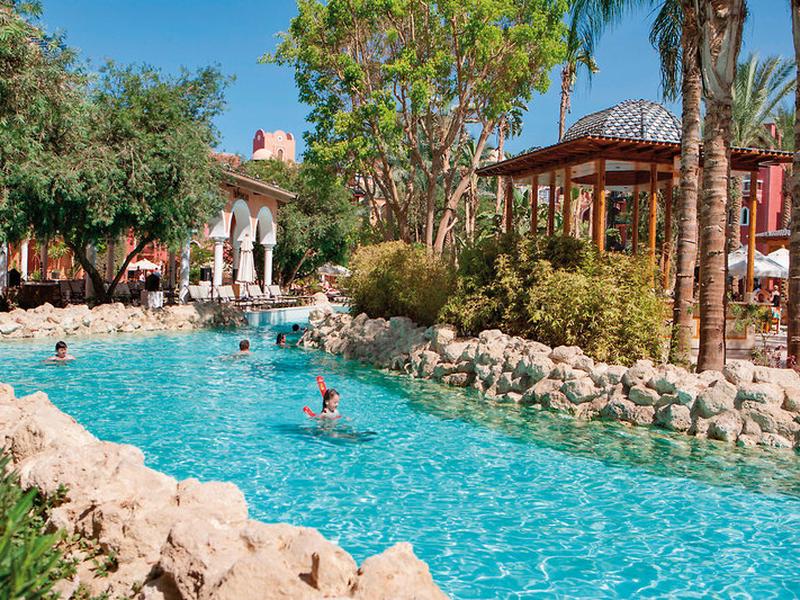 12E7A03EF3DE0AD3345A649C7A24B8D5