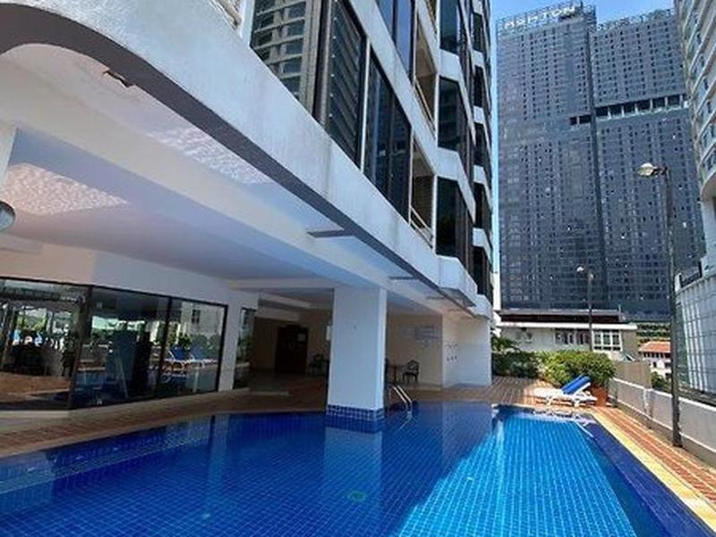 C3B52CACB8F325885E3C1CE61D8FBBDF