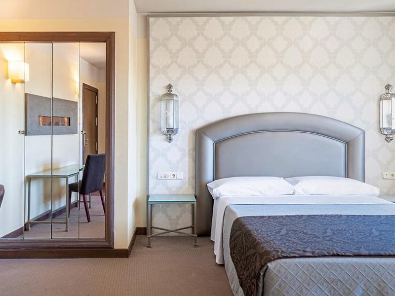 FCEE865D0F873B617EE37FD7D51DA2BE