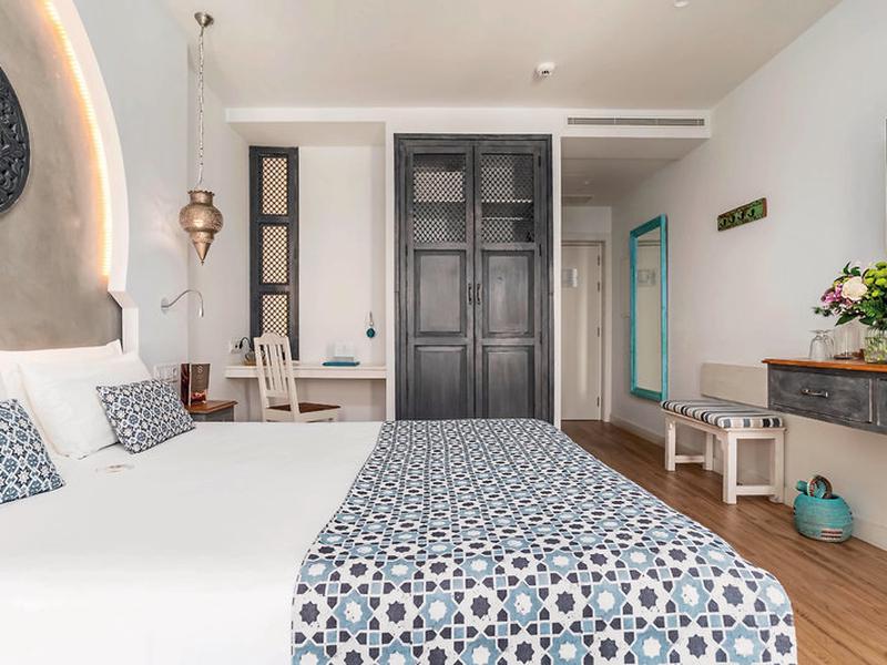 24EAE7B6391A57113FD8E3969733412E