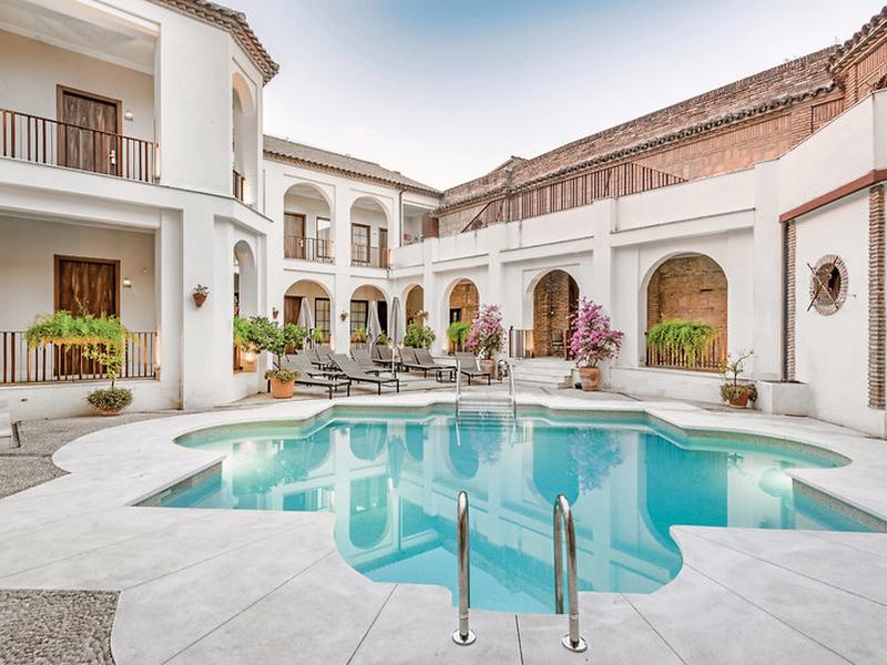 085CC82E379440DAE9D354051D4C2C15