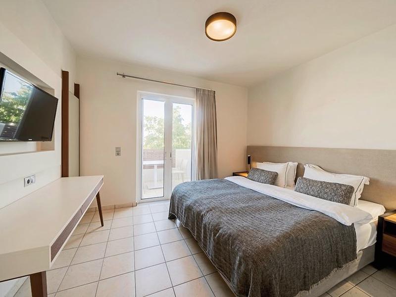 6E2959D32B935CF9A6E5905F9B186E05