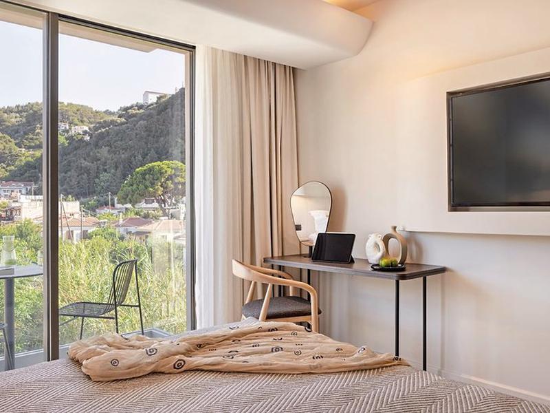 F3CEC5DF2A6668BB018AB31AE61E9FF8