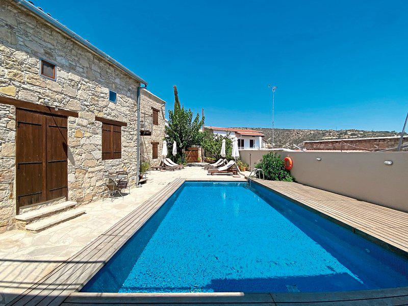 DCA6F3B6A358BB50276E5AF36B3BD71D