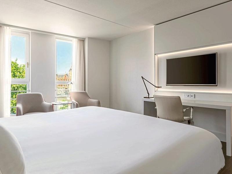 F2B87D262C90BC224A056F1C2E418F77