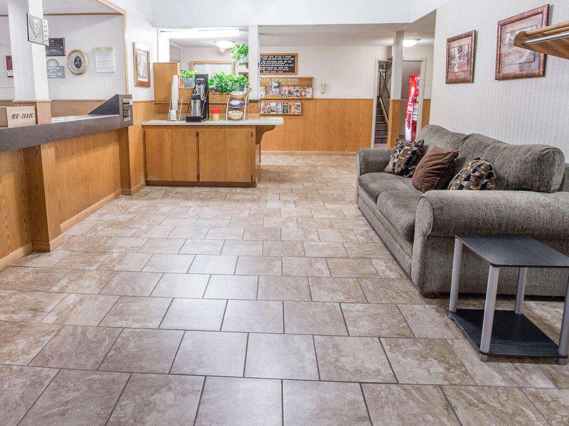 89FB409B1CE1782D56C8C9F853C56258