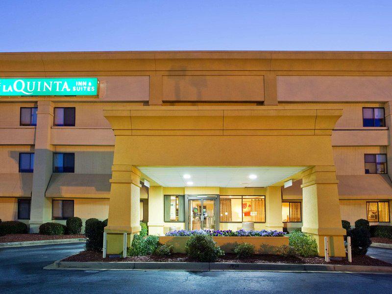 ADB86FEBE0C432E1637A670583922EC5