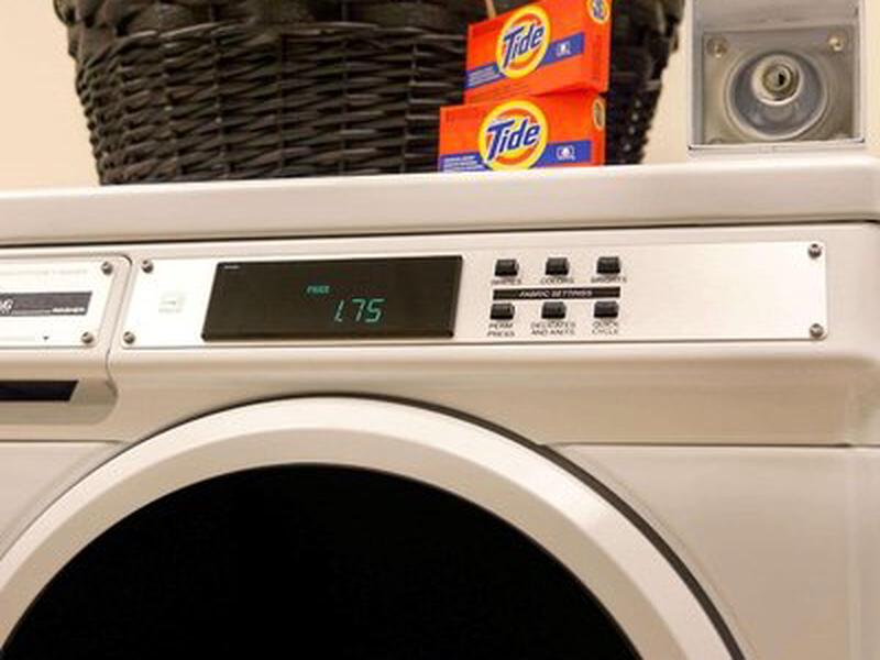 1EE32F7A77C6341B395D1726BE2EA1F4