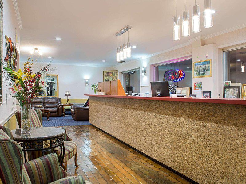 CF51612F2E73469DABAAEEB5BCCC52F8