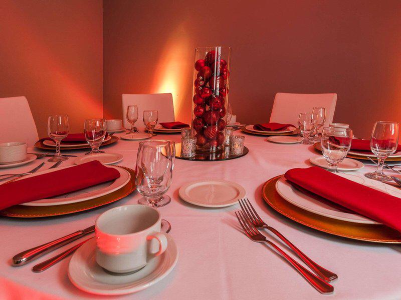 9F3E9BDF92DFB61545818584AD4F01D2