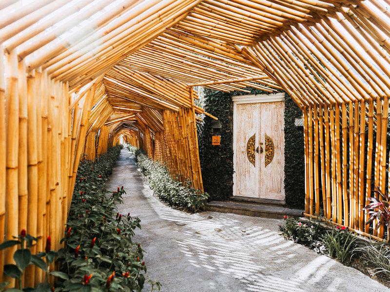 2E469211620C88E5ECB48AD73CFA404A