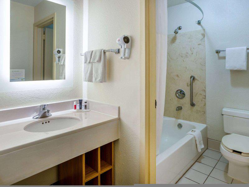 E99D1675AB6EF77C5FD24A792BA0A0DA