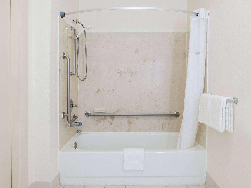 581DEF2BB15D2E4916D513608778CB74