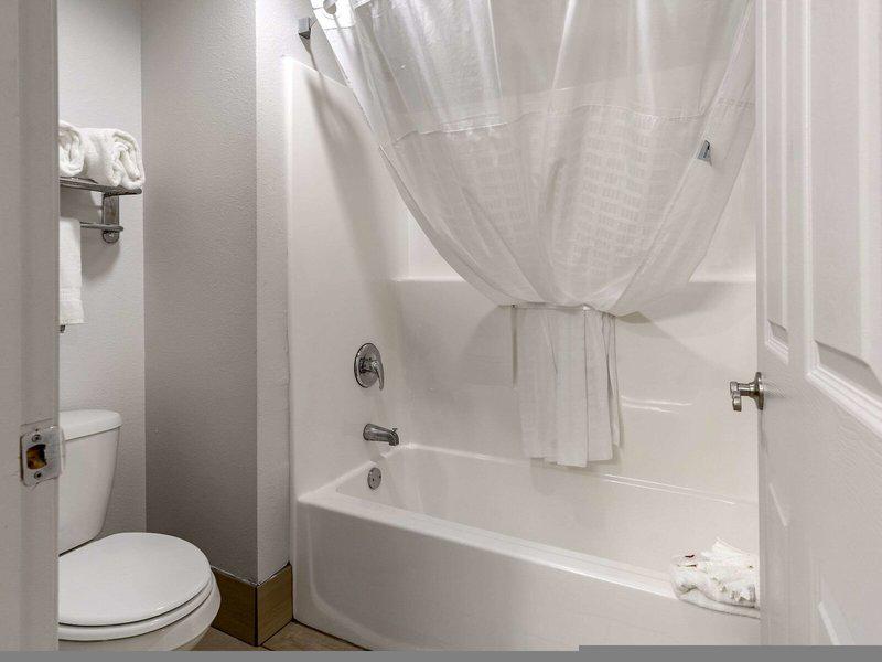 64A3BF08FD66A39AFA525EA5950B2E94