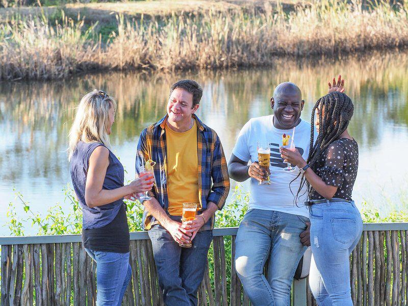 7FDEF8BA7C0EAEE9AD606ACC5D20ABBA