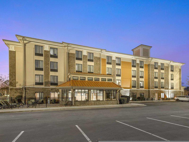 2A976E709D57BE3DDD98249BC6B779BB