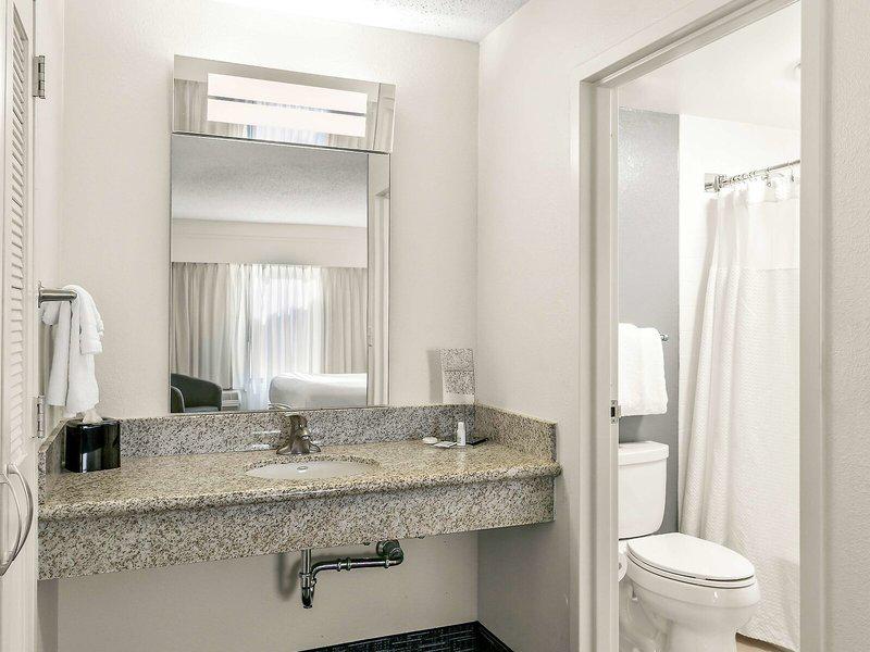 F1AB365EB8966C07CC50D3BC2E639B1E