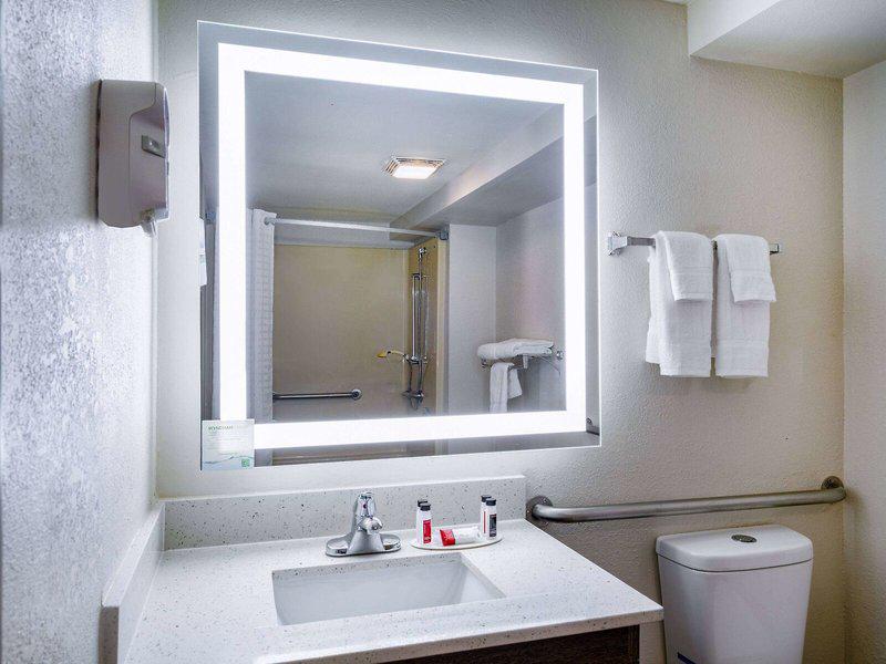 91893288A1C0D97D93EBA86ED04A5FCA