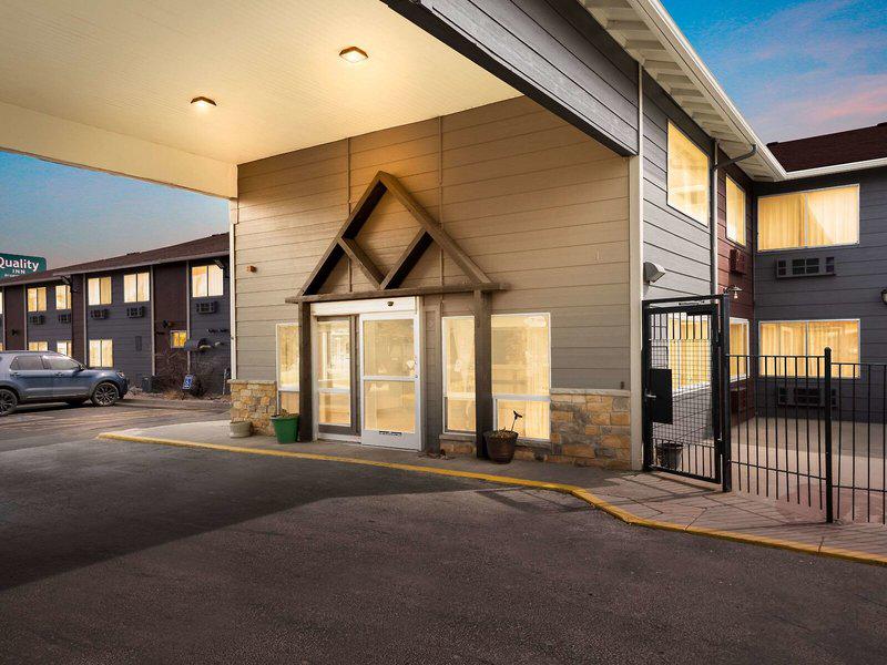 30FDBC8CE0354A7E49DF5BEC1725440C