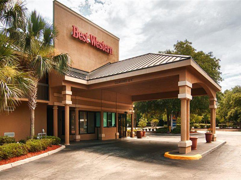 B5694996A494269F711EB6C143B8F5AF