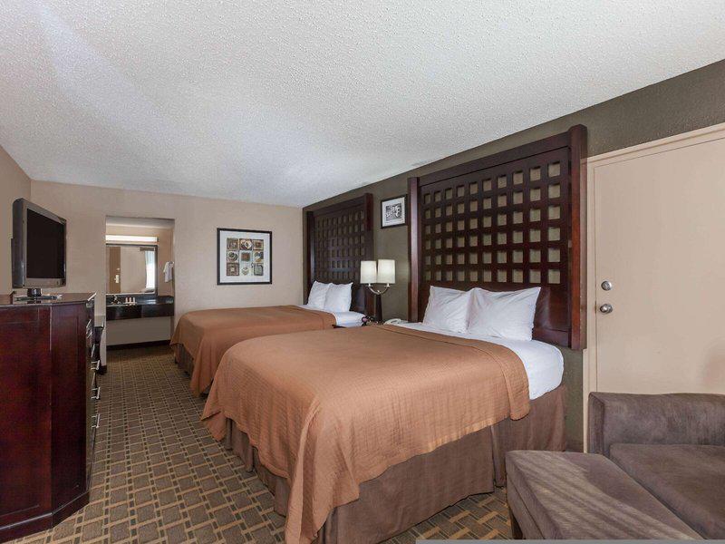 D918706D356888567E38CEB6FB063F63