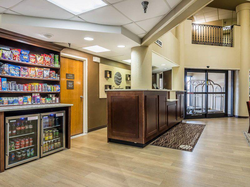 07835EED8563D142B6C2E746D0A613EE