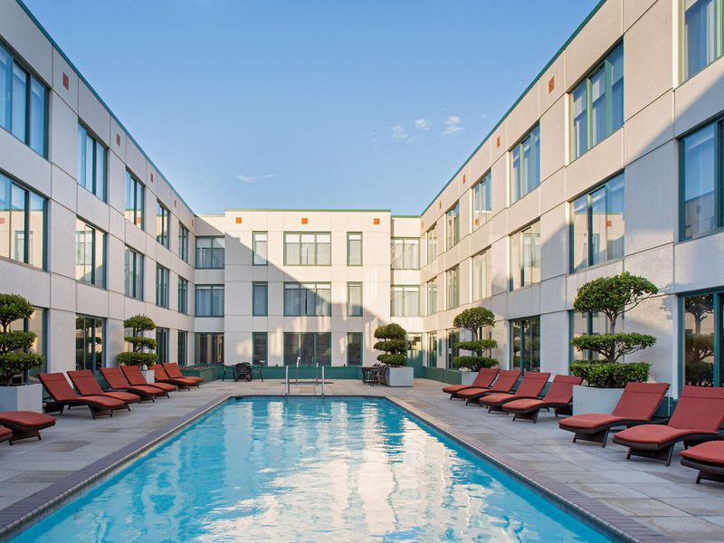 367310050BCB405F492A873EA4A9BA1A