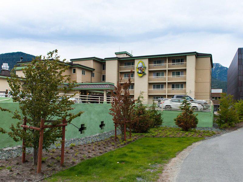 C9A2CE58CFF6F4865031FAAA35DFEB8E