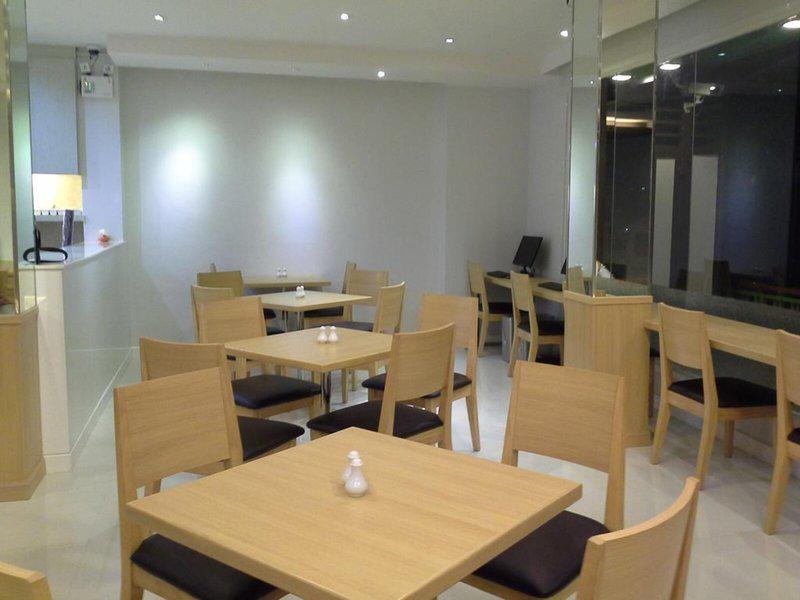 65A8E46E83D2FA3DD86EB163D5E2BC02