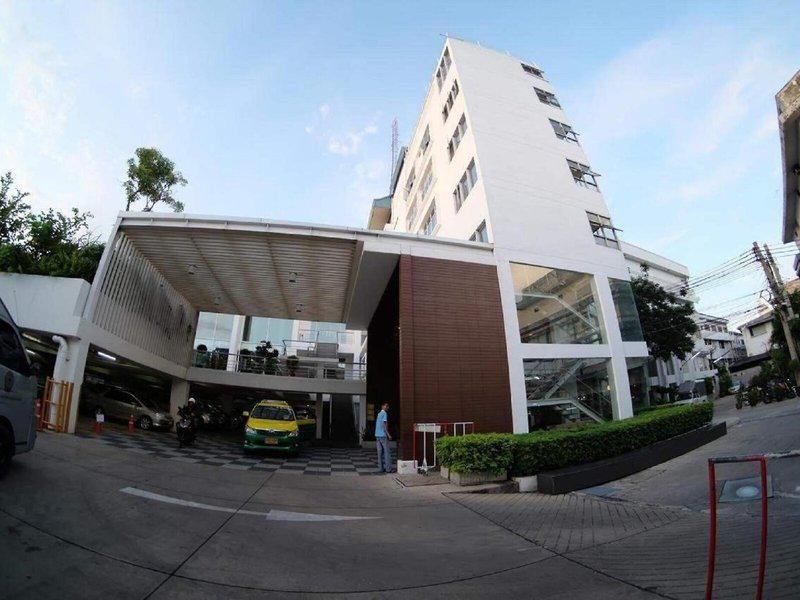 6D2DD64449230441A4F6F78A4D65AFD6