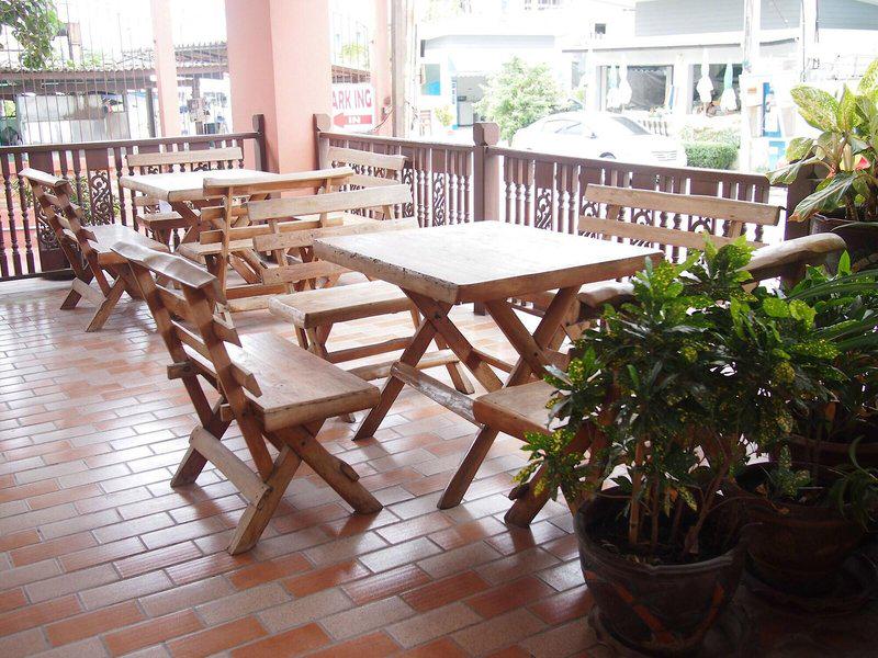 07FF8D5C49556A0404E053AA68BF1F6F