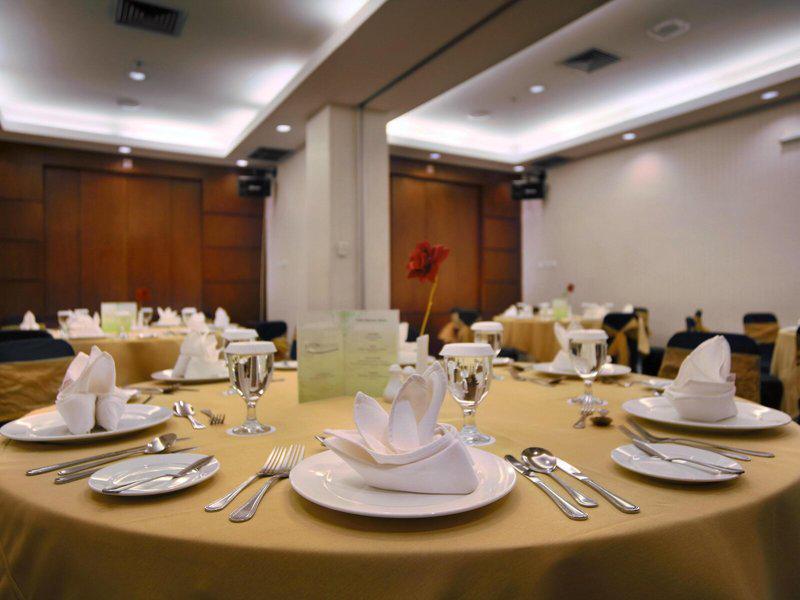 7A163C173CC0A338D84319FEE540CD00