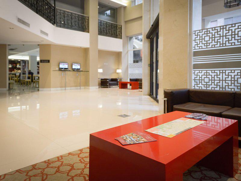 DD00EB53E1AE0EC3A62F227CFA1B0F42