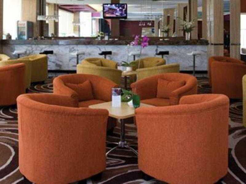 9164E8CCAC5FD65D3ADE46D8F0369056