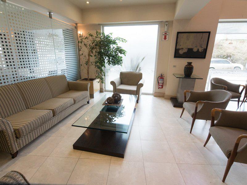 15E92C42814E739F87C586EA2A8373D8