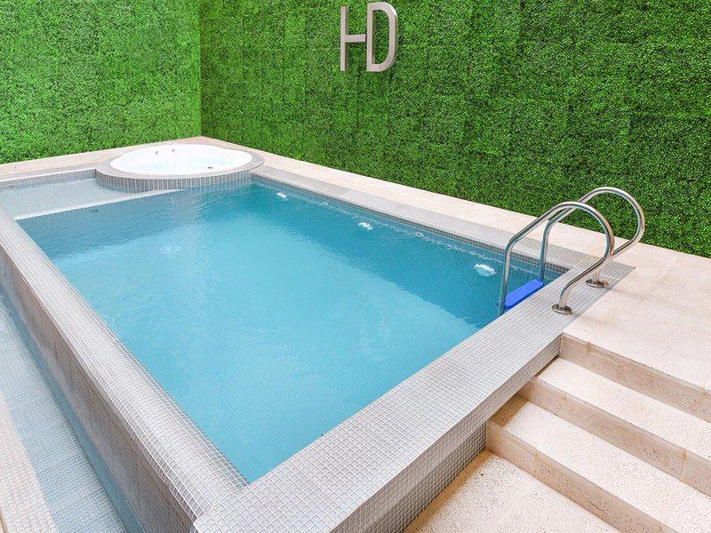 215DB2ADD41AE21B57FE1A7633B35948