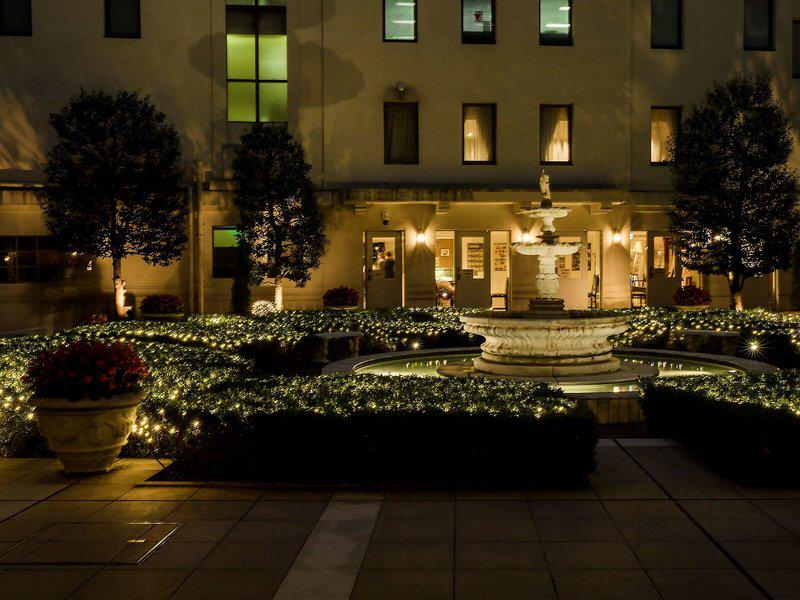 BBFC0732300790FB9E617AFA802BDB38