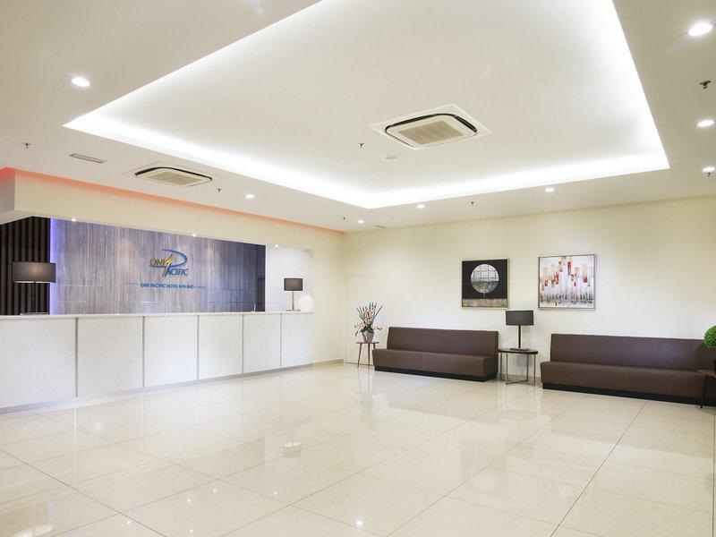 2B48E29470115E14B4D053D0D5B6D942