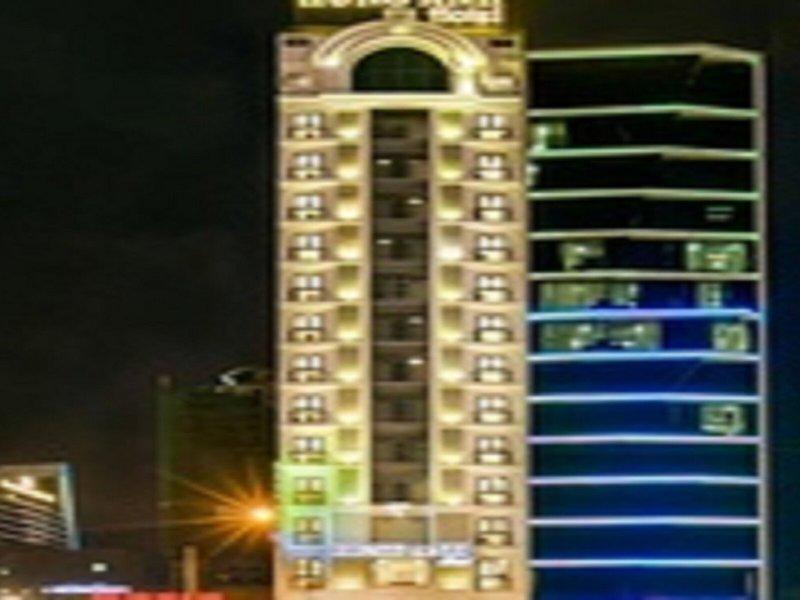 E45A9FFDED7E3B3A0B1BF38A42F7F415