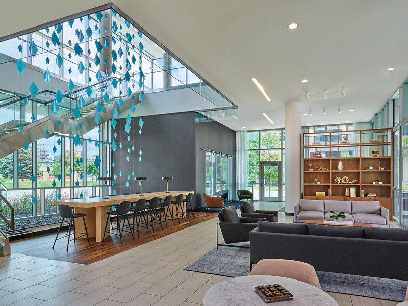 AC3C3C101D32D05004E2A8679D218052