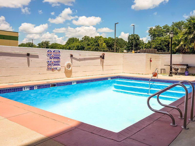 67B42D6D80F5DFE86A0B6F53C9B7D649