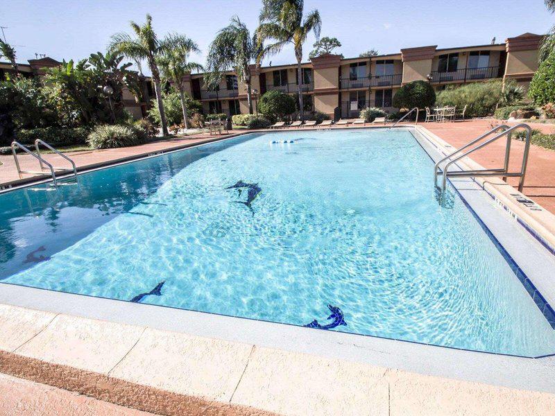 1A806D36401F17E8DE77986135E31F2E