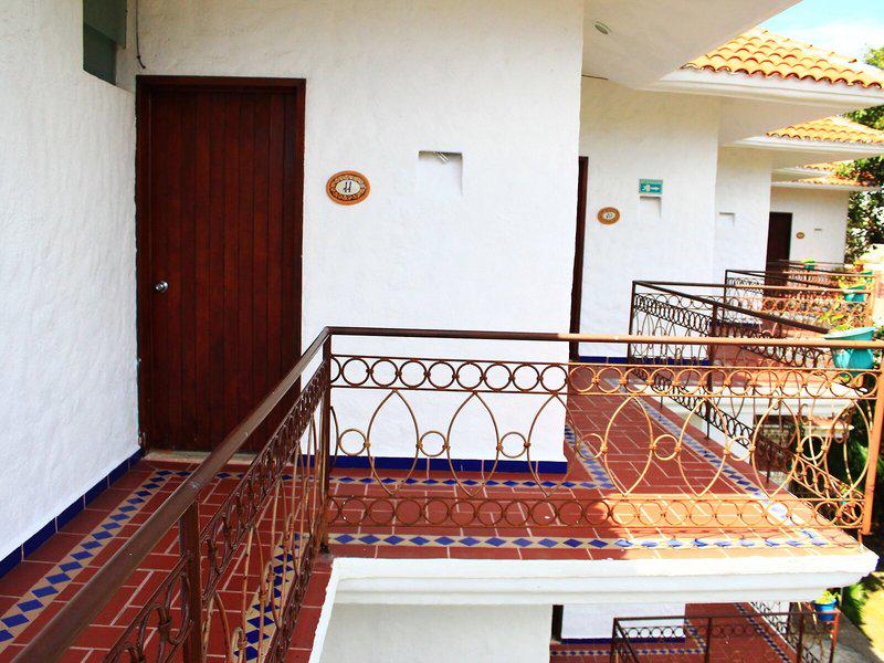 DEBFF1C01A75337E7FEF3971E53F22C3