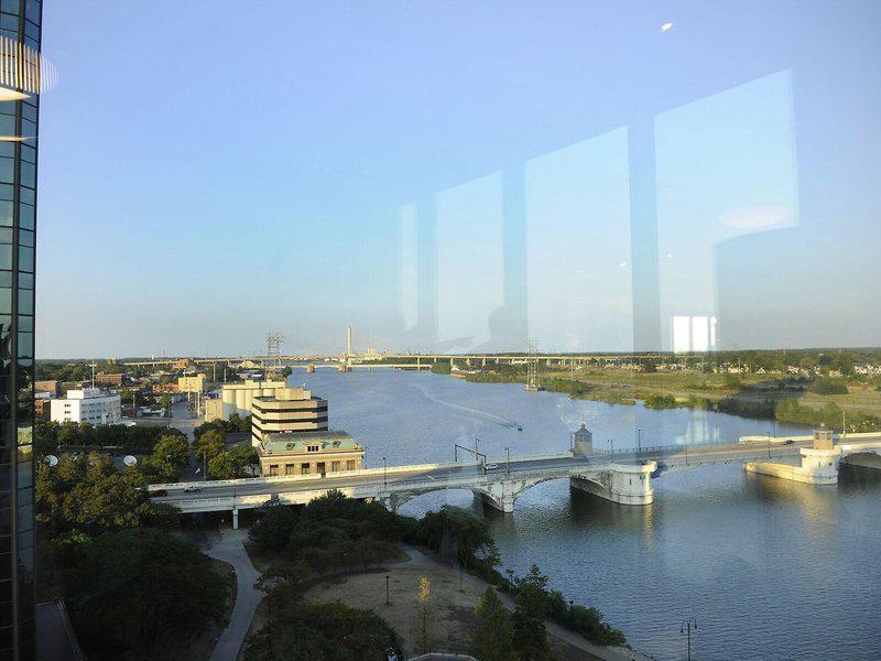 AFA984ACD393B790D6FED5FF9D7B2E0F