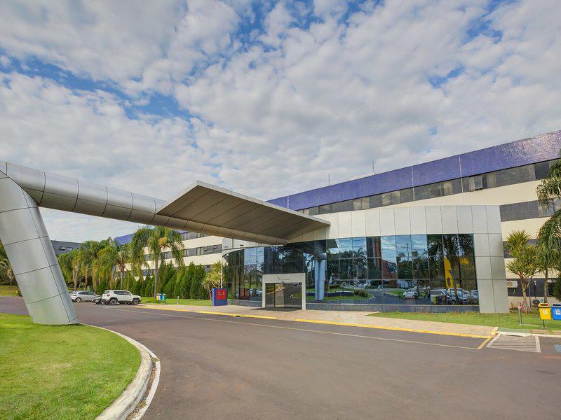 E4F1B57A8615A6582F76AD52B88FC432