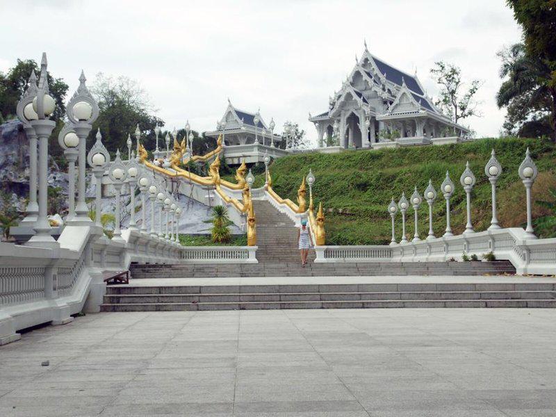 4CFE4C12249F2722DD1524D4D8E86589